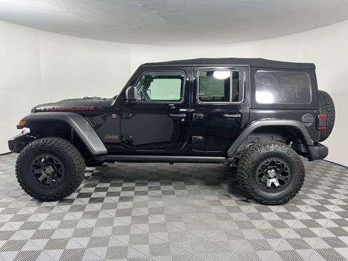 Used 2018 Jeep Wrangler Unlimited Rubicon w/ Steel Bumper Group image 12