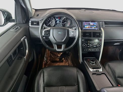 Used 2019 Land Rover Discovery Sport AWD/4WD image 17