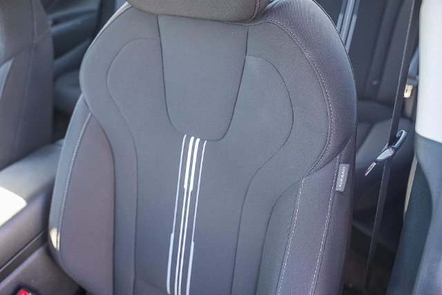Certified 2025 Hyundai Elantra SEL FWD image 28