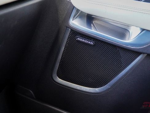 Used 2018 Jaguar E-PACE R-Dynamic HSE image 30