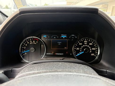 Used 2015 Ford F150 Lariat w/ Equipment Group 502A Luxury AWD/4WD image 20