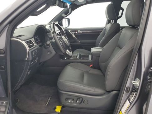 Used 2023 Lexus GX 460 Premium w/ Premium Package AWD/4WD image 17