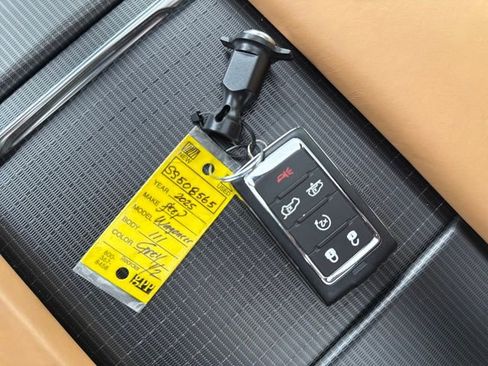 Used 2025 Jeep Grand Wagoneer L Series III w/ Quick Order Packagew 28T image 31