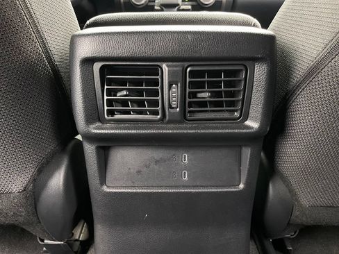 Used 2025 Toyota 4Runner SR5 AWD/4WD image 29