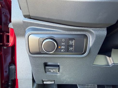 New 2025 Ford Bronco Base image 14