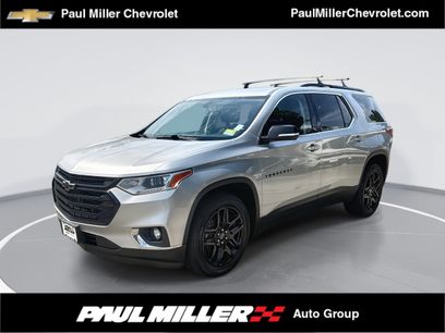 Certified 2019 Chevrolet Traverse LT w/ LPO, Blackout Package