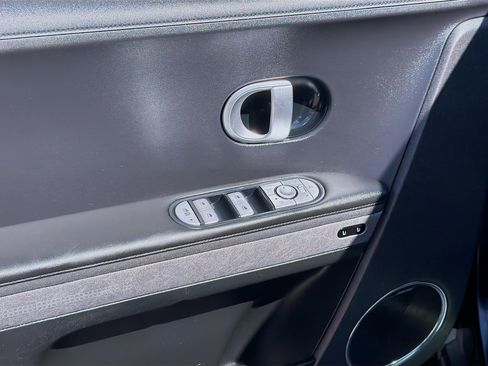 Used 2023 Hyundai Ioniq 5 Limited image 17