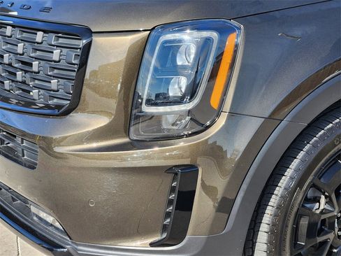 Certified 2021 Kia Telluride SX w/ SX Prestige Package image 9