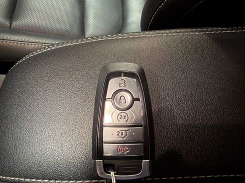 Certified 2022 Ford Escape SEL w/ Technology Package AWD/4WD image 31