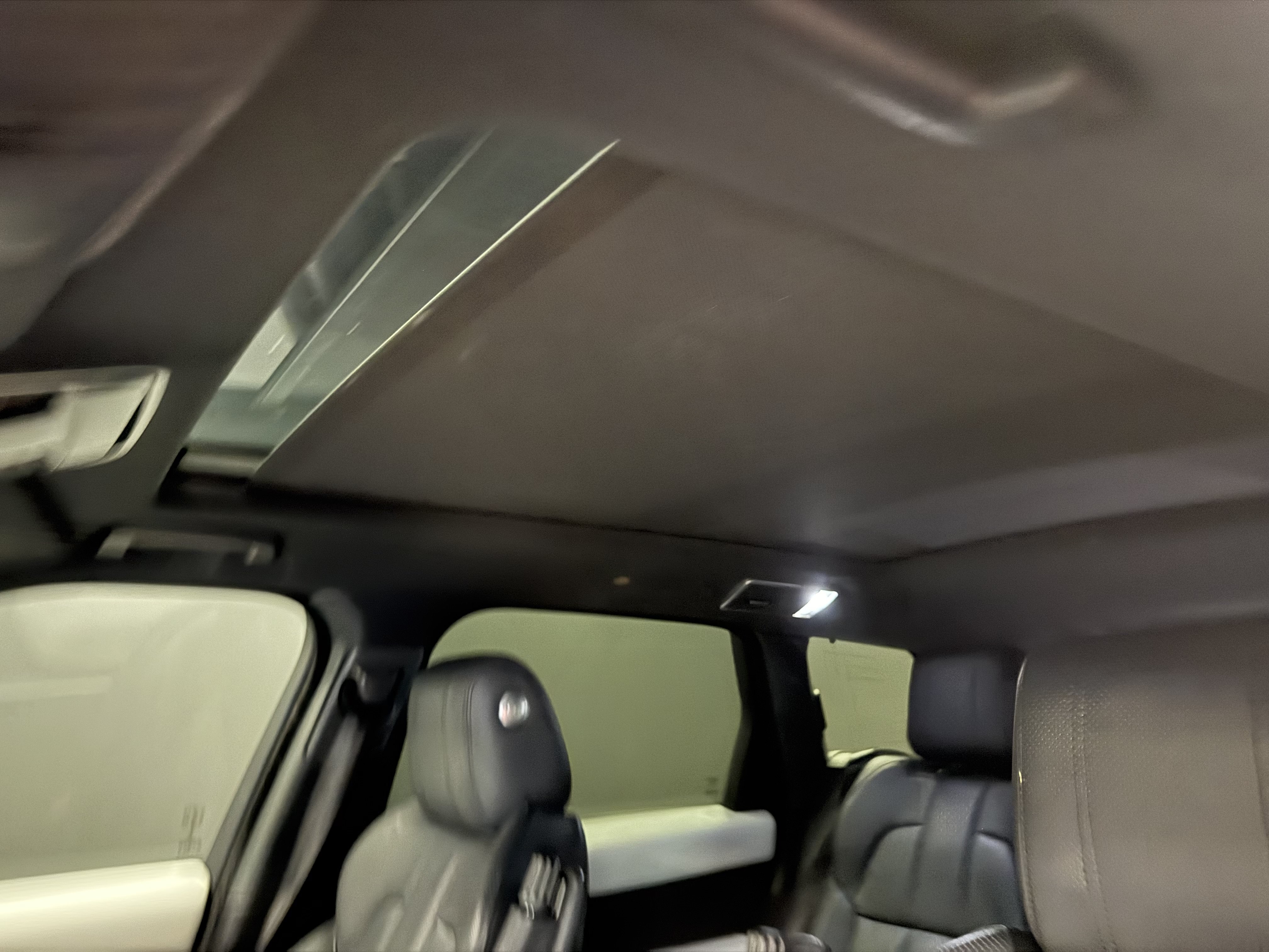 Used 2015 Land Rover Range Rover Sport Supercharged AWD/4WD image 11