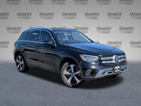 Used 2020 Mercedes-Benz GLC 300 image 2