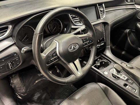 Used 2022 INFINITI QX50 Luxe w/ Appearance Package image 17