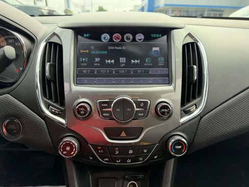 Used 2016 Chevrolet Cruze LT w/ Sun And Sound Package FWD image 19