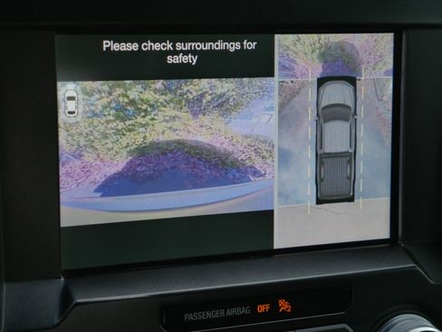 Used 2019 Ford F150 Platinum w/ Equipment Group 701A Luxury image 14