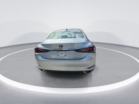 Used 2025 Lexus ES 350 w/ Premium Package FWD image 7