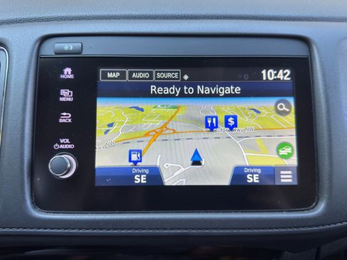 Used 2019 Honda HR-V Touring image 24