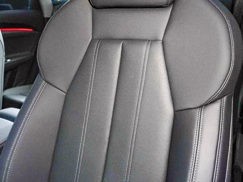 New 2025 Audi Q5 Premium Plus image 28