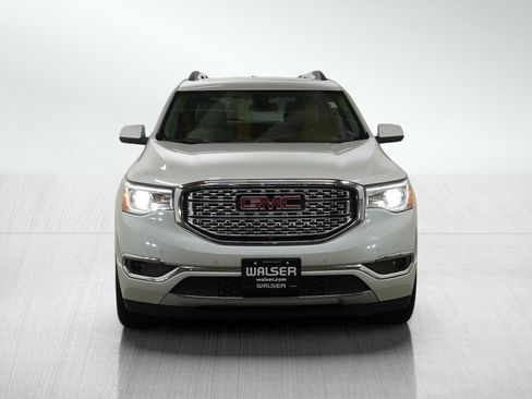 Used 2018 GMC Acadia Denali w/ Technology Package image 8