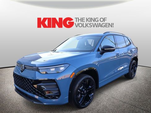 New 2026 Volkswagen Tiguan SE R-Line image 8