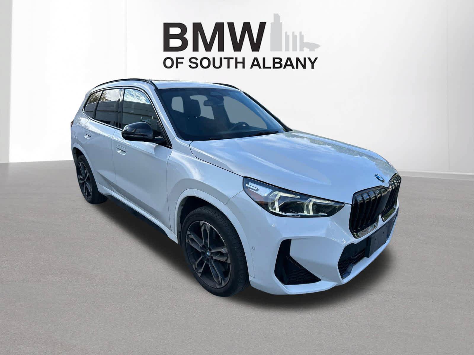 Used 2023 BMW X1 xDrive28i w/ M Sport Package AWD/4WD image 7