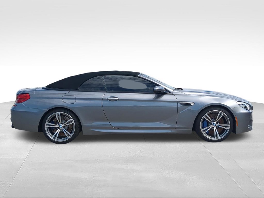 Used 2018 BMW M6 Convertible RWD image 2