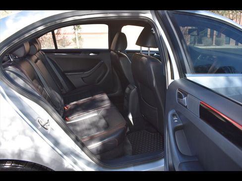 Used 2016 Volkswagen Jetta GLI SEL FWD image 24