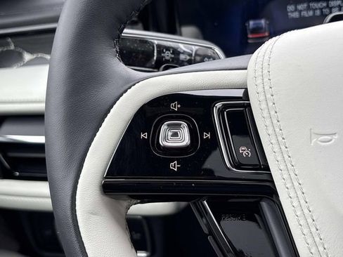 New 2026 Lincoln Aviator Black Label w/ Dynamic Handling Package AWD/4WD image 26