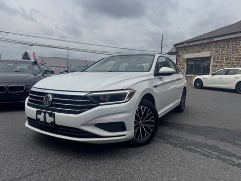 Used 2019 Volkswagen Jetta SEL FWD image 2