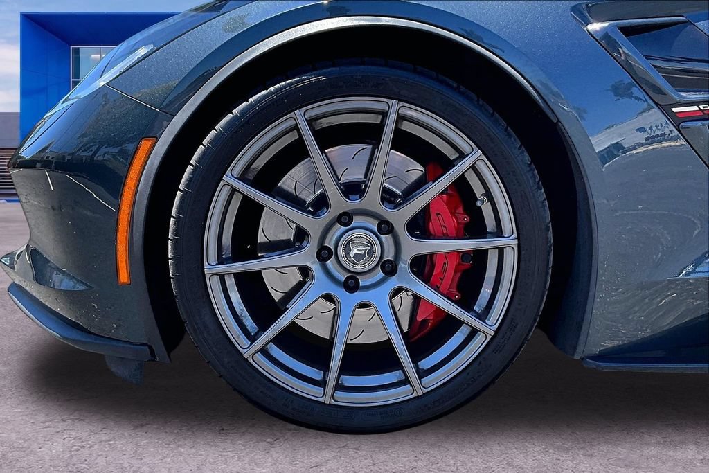 Used 2019 Chevrolet Corvette Grand Sport w/ Carbon Flash Badge Package RWD image 26
