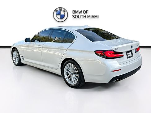 Certified 2023 BMW 530i w/ Premium Package image 5