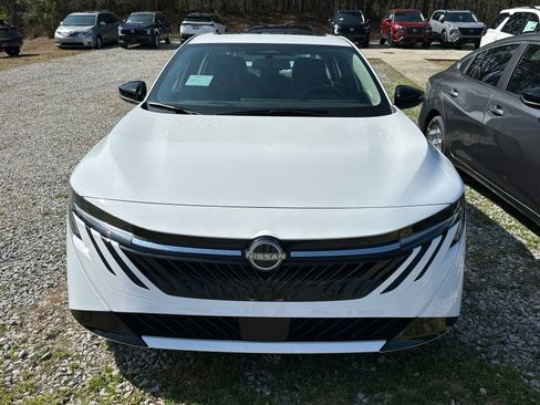 New 2026 Nissan Sentra SV w/ SV Convenience Package FWD image 2