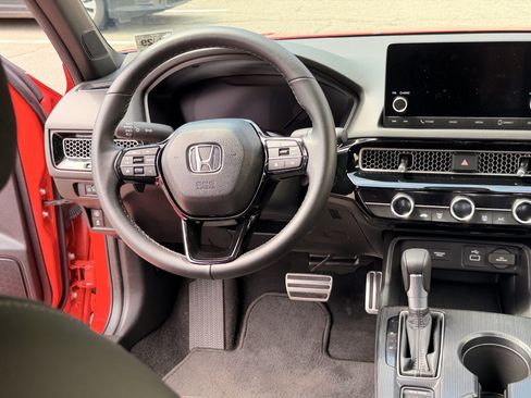 Used 2024 Honda Civic Sport image 15