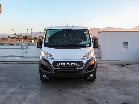 Used 2025 RAM ProMaster 2500 w/ U-Haul Equipment Group FWD image 3