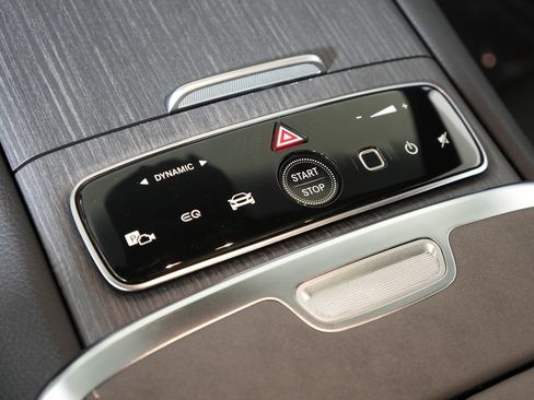 Certified 2023 Mercedes-Benz EQS 580 4MATIC Sedan image 28