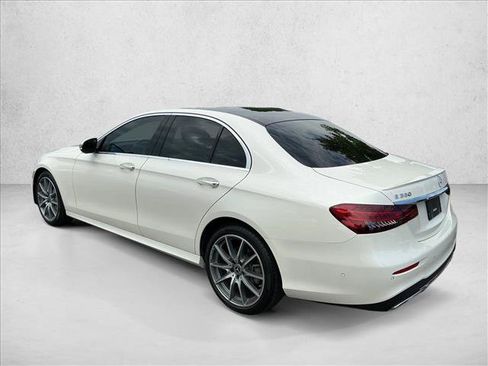 Certified 2022 Mercedes-Benz E 350 4MATIC Sedan image 7