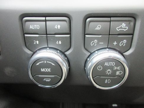 New 2026 GMC Sierra 1500 AT4X image 18