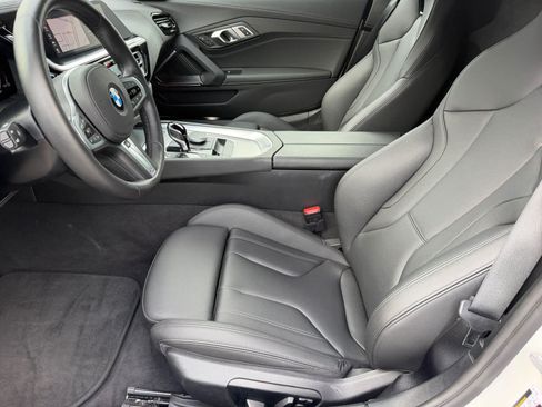 Used 2026 BMW Z4 M40i RWD image 16