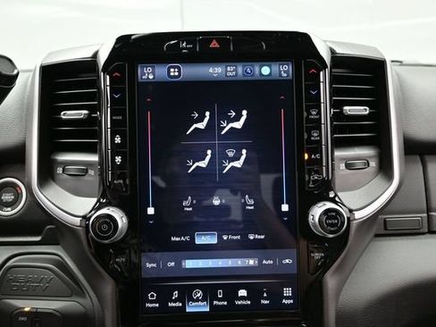 New 2026 RAM 2500 Big Horn AWD/4WD image 31