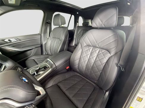 Certified 2024 BMW X5 xDrive40i w/ Climate Comfort Package AWD/4WD image 18