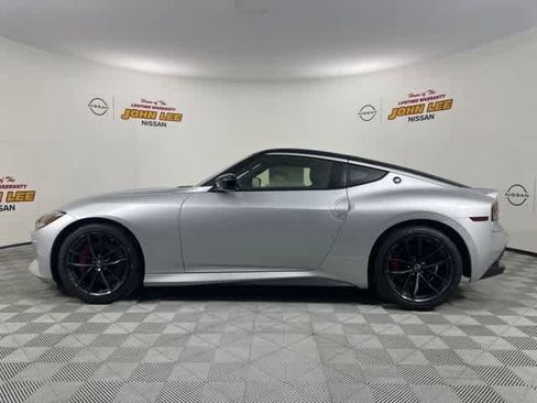 New 2024 Nissan Z Performance w/ Floor Mat Package image 2