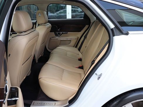 Used 2017 Jaguar XJ R-Sport image 35