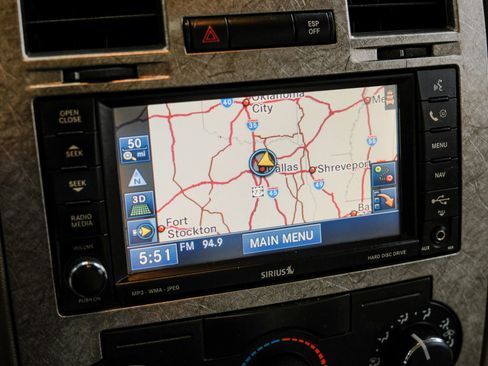 Used 2008 Chrysler 300 Touring image 26