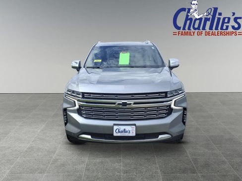 Used 2023 Chevrolet Tahoe Premier w/ Premium Package 2 AWD/4WD image 2