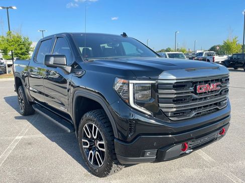 Used 2023 GMC Sierra 1500 AT4 w/ AT4 Premium Package AWD/4WD image 33