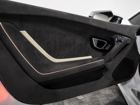 Used 2024 Lamborghini Huracan Tecnica RWD image 31
