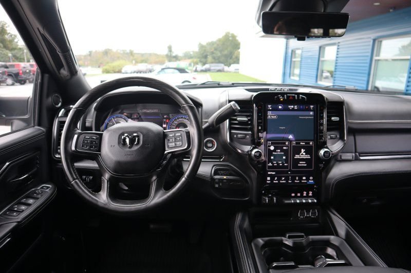 Used 2022 RAM 2500 Limited AWD/4WD image 11