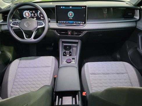 Certified 2025 Volkswagen Tiguan S image 2