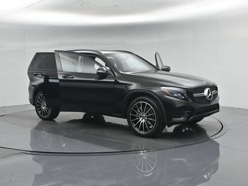 Used 2019 Mercedes-Benz GLC 300 image 35
