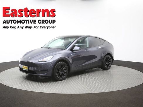Used 2021 Tesla Model Y Long Range AWD/4WD image 51