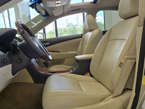 Used 2011 Lexus ES 350 image 12